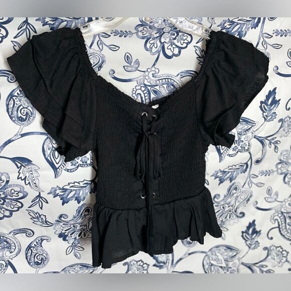 Trendy J’s Black On Off Shoulder Lace Up Front Pheasant Crop Top EPC - Picture 1 of 6